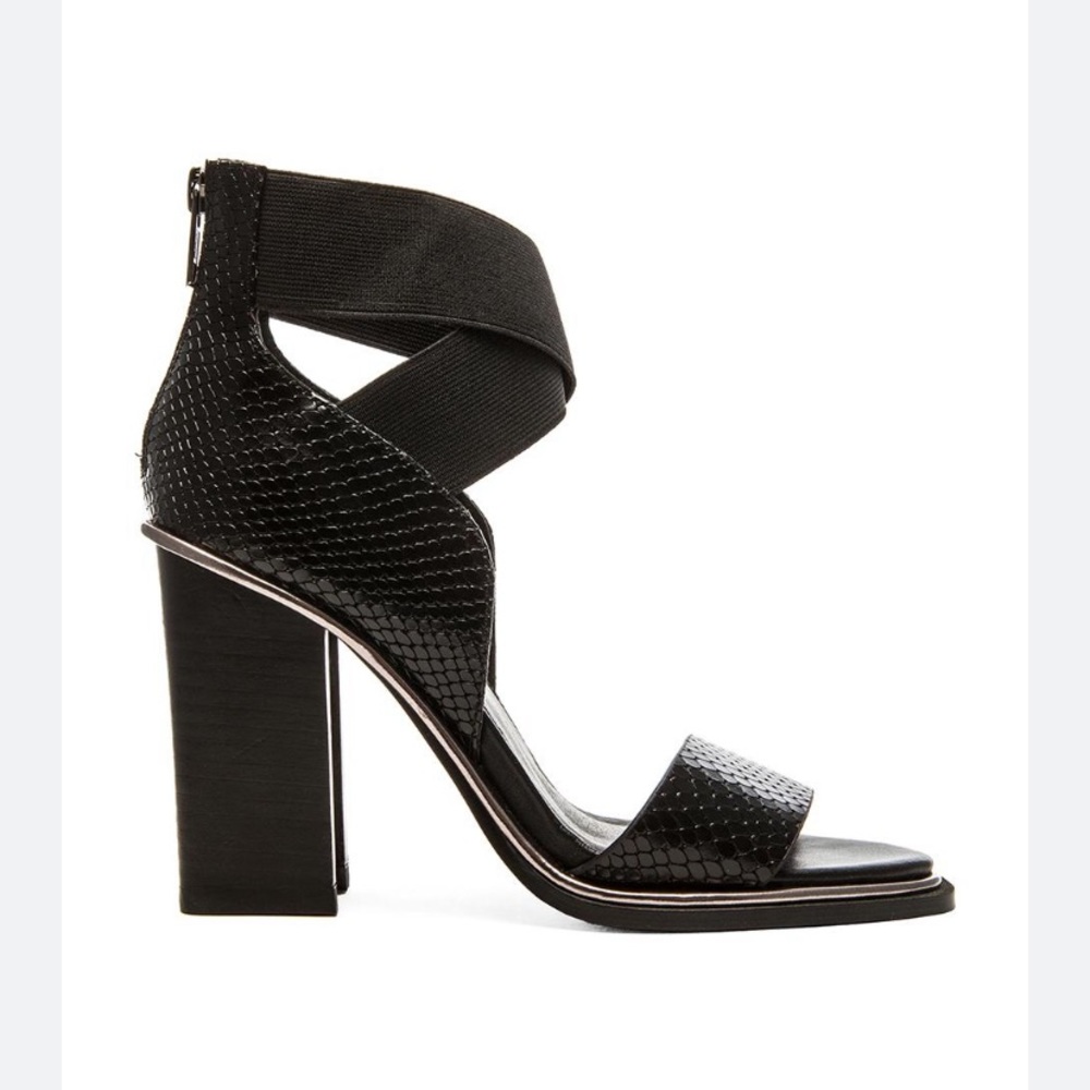SOL SANA Fogal Heel Black Python Size 38